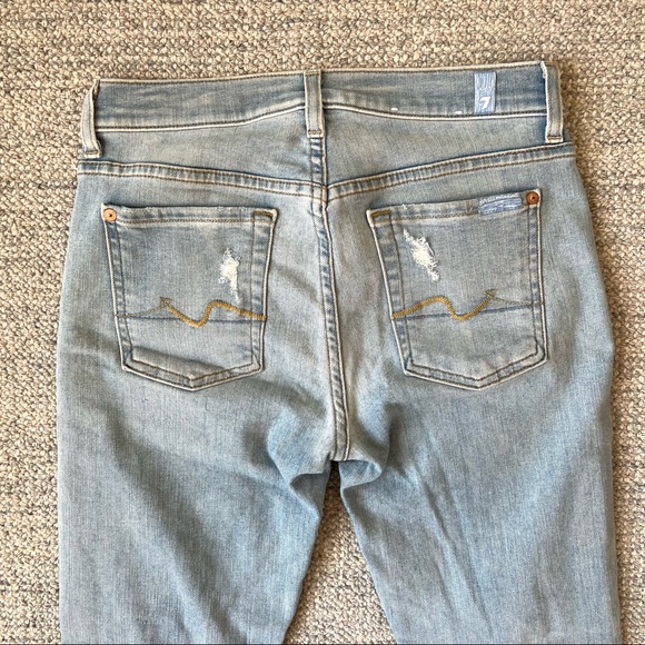 7 for all mankind jeans. Skinny Boyfriend fit. Size 24. - Picture 3 of 9
